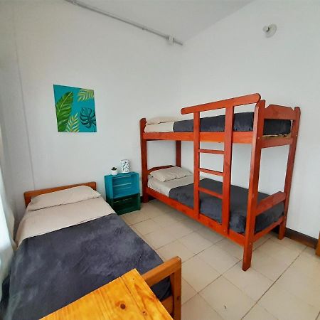 Eco Hostel Iguazu ปูแอร์โตอีกวาซู ภายนอก รูปภาพ