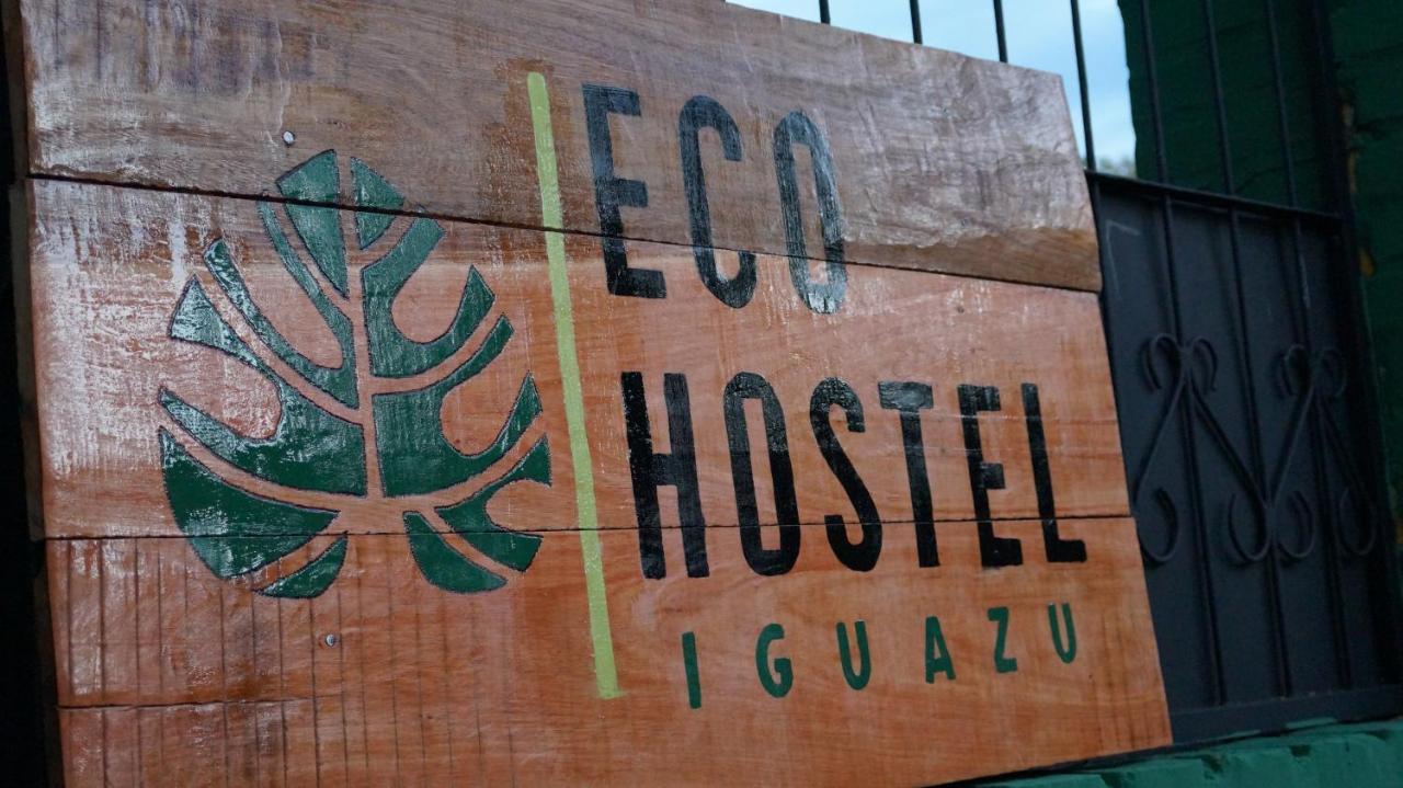 Eco Hostel Iguazu ปูแอร์โตอีกวาซู ภายนอก รูปภาพ