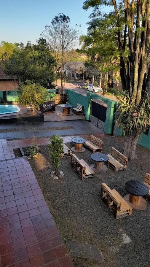 Eco Hostel Iguazu ปูแอร์โตอีกวาซู ภายนอก รูปภาพ