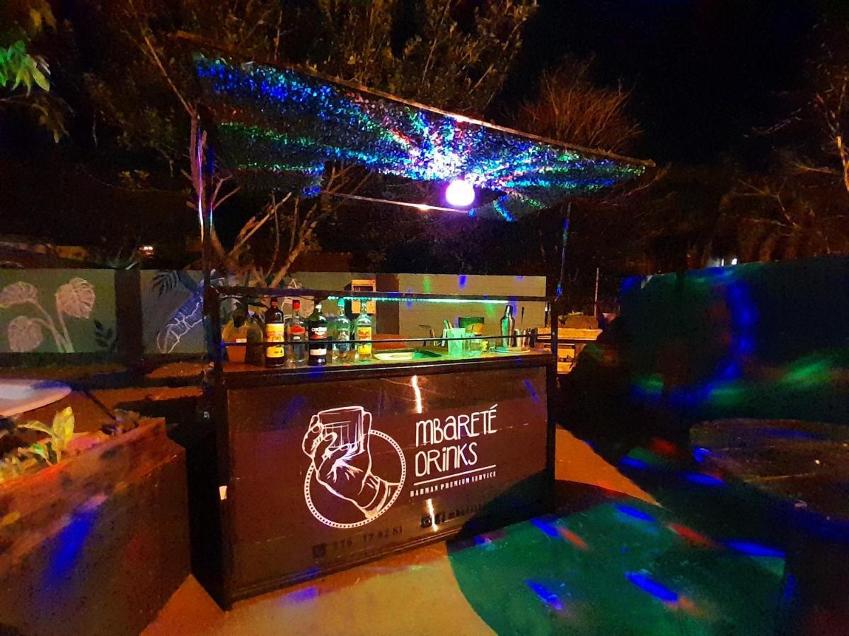 Eco Hostel Iguazu ปูแอร์โตอีกวาซู ภายนอก รูปภาพ