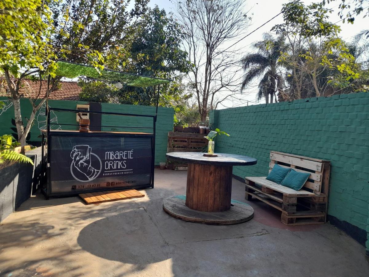 Eco Hostel Iguazu ปูแอร์โตอีกวาซู ภายนอก รูปภาพ
