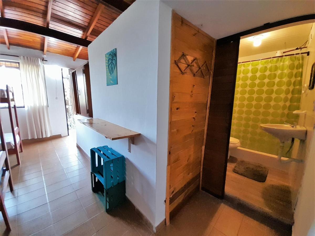 Eco Hostel Iguazu ปูแอร์โตอีกวาซู ภายนอก รูปภาพ