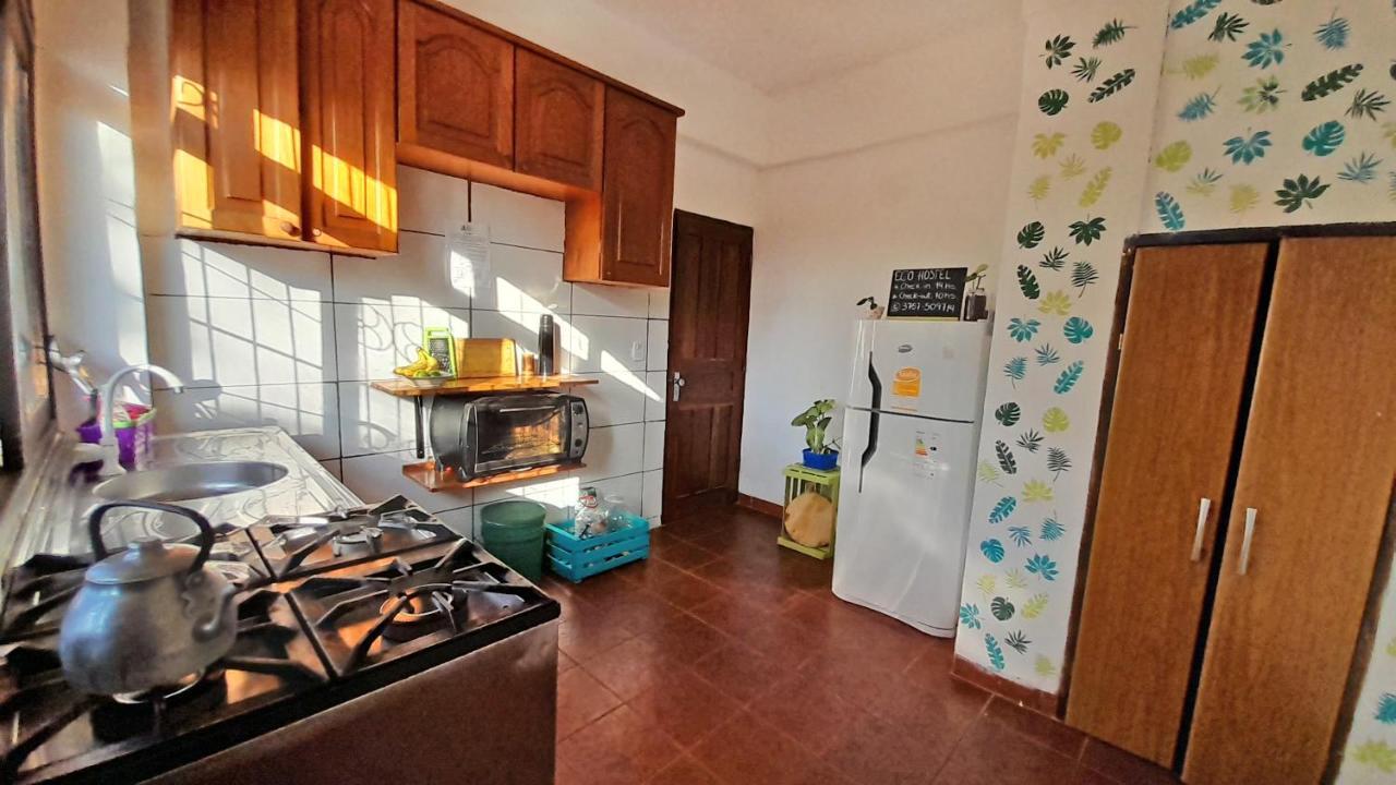Eco Hostel Iguazu ปูแอร์โตอีกวาซู ภายนอก รูปภาพ